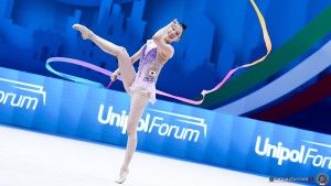 kor 55401 kim rina sfe09670 copia simone ferraro ph